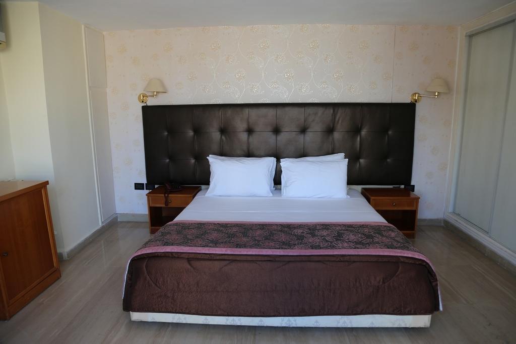 Charles Hotel Beyrouth Extérieur photo